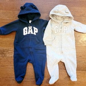 3-6 Month Baby Gap Onesie Sweatsuit w/ Footies